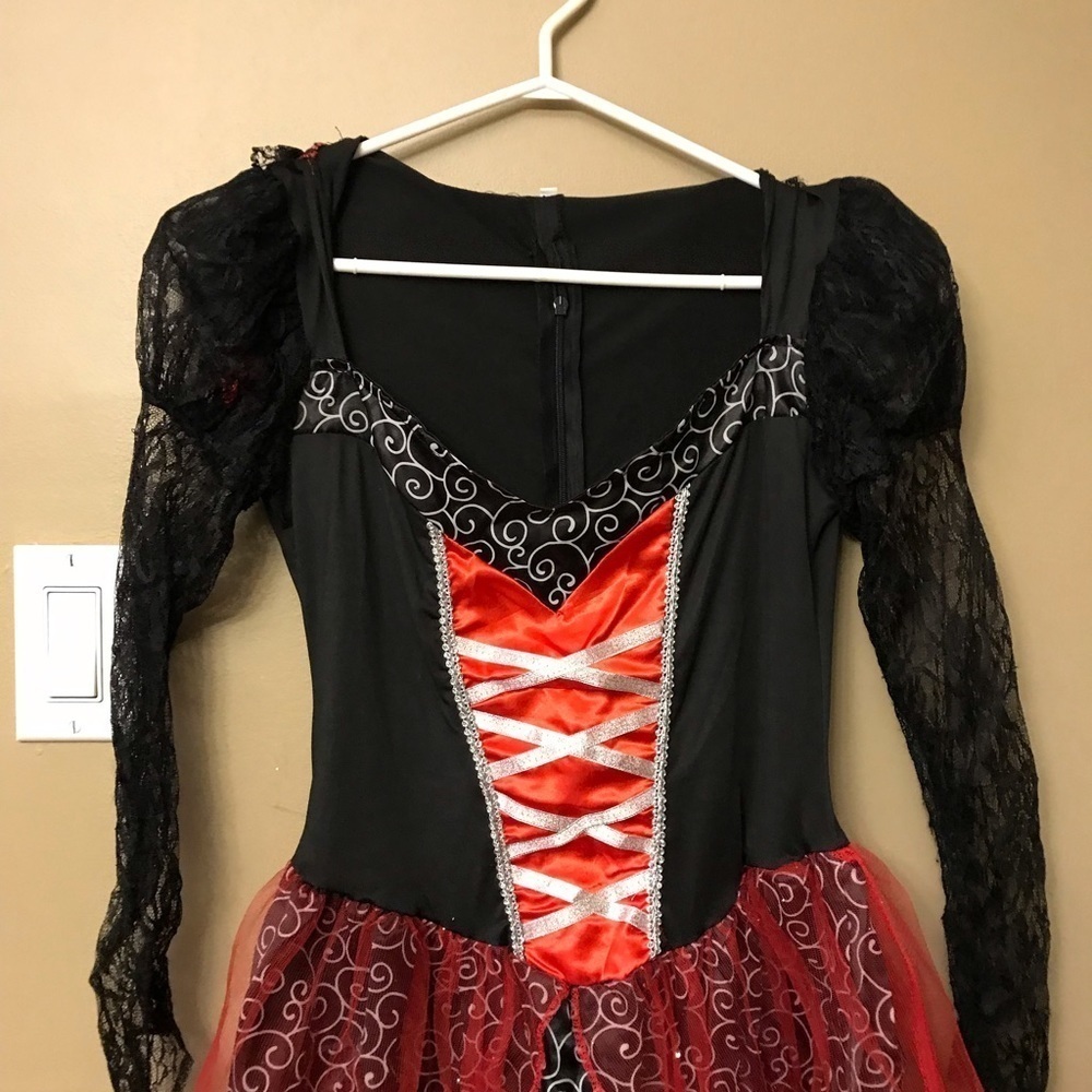 Vampire Dress Costume - Picture 2 of 10